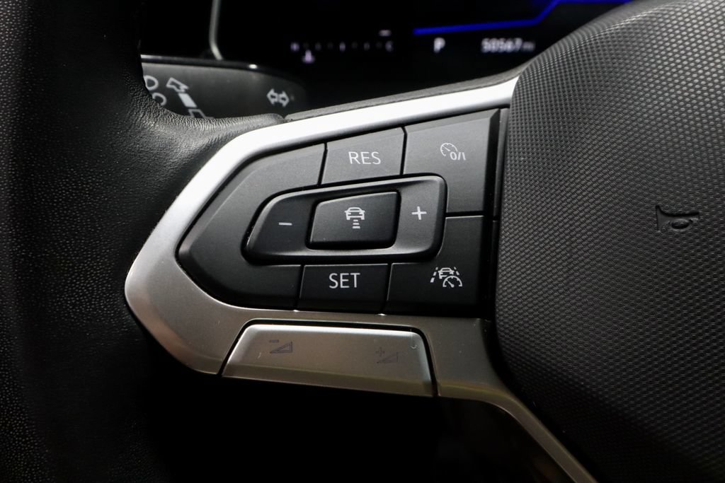 Used 2024 Volkswagen Jetta SE FWD image 27