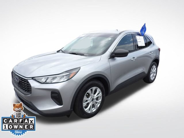 Certified 2023 Ford Escape Active w/ Tech Pack #1 FWD image 3