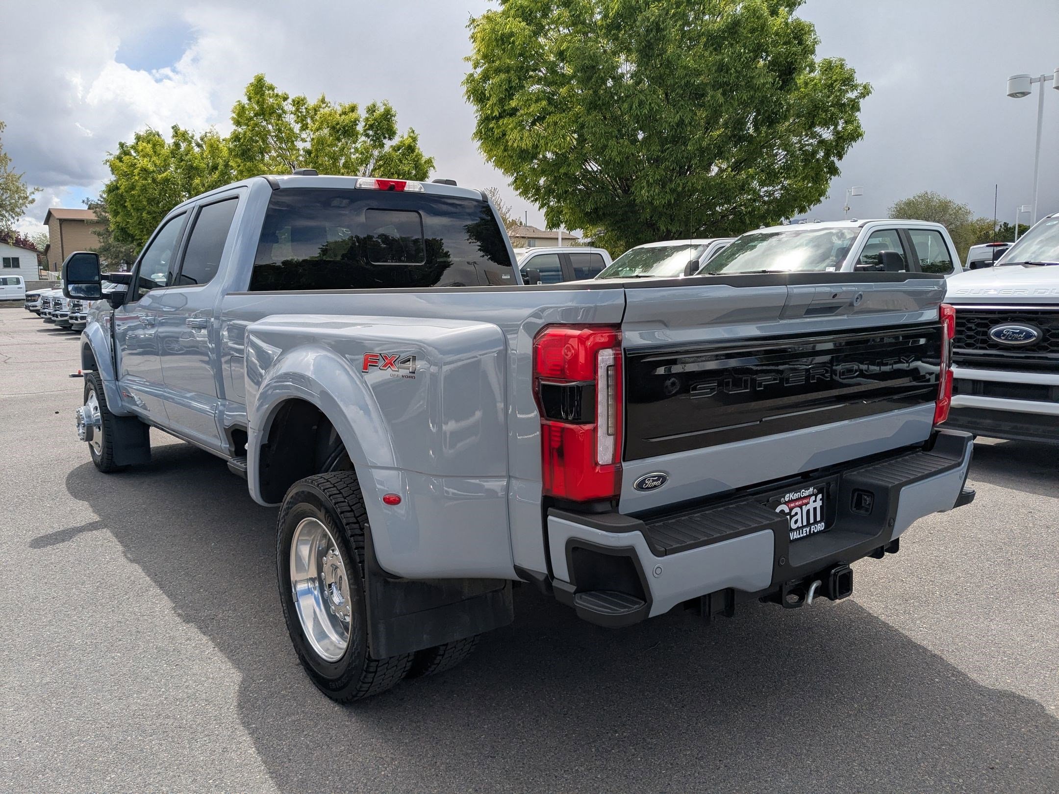 Certified 2026 Ford F450 Platinum w/ FX4 Off-Road Package AWD/4WD image 10