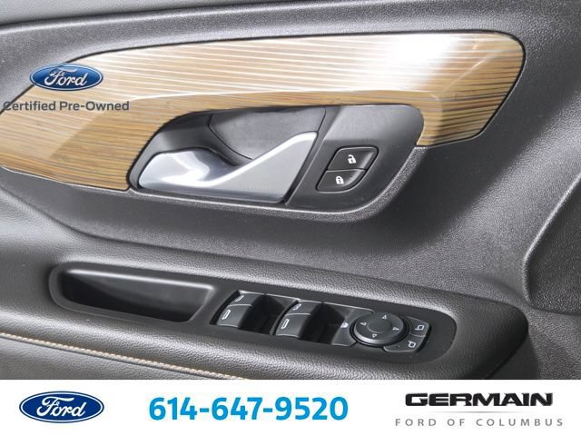 Used 2020 GMC Terrain SLE FWD image 29