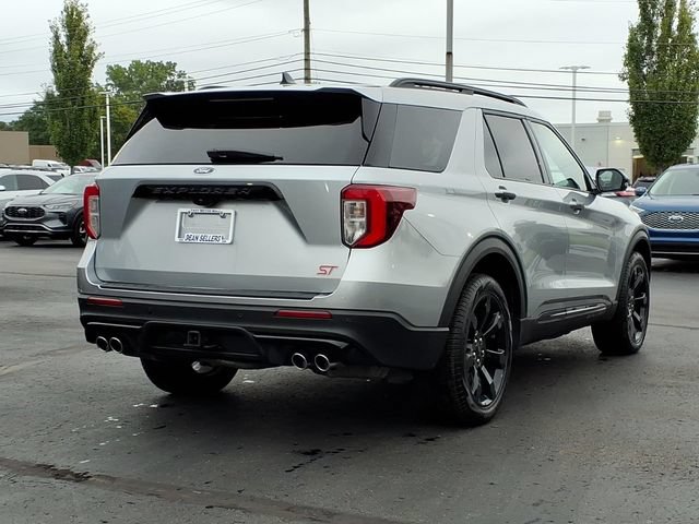 Certified 2023 Ford Explorer ST w/ Equipment Group 401A AWD/4WD image 4