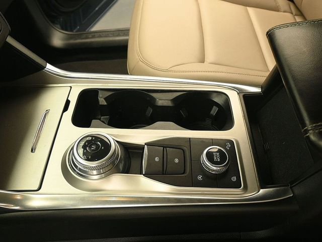 Certified 2020 Ford Explorer XLT w/ Equipment Group 202A image 14