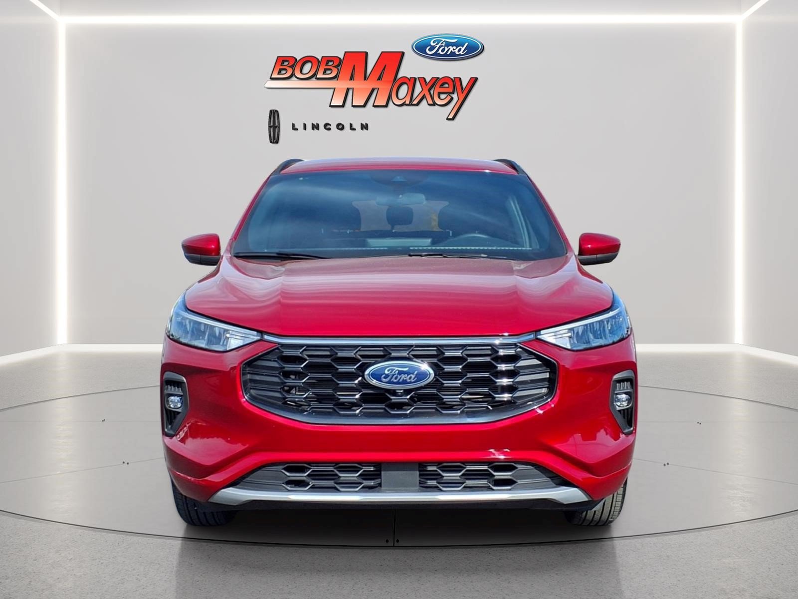 Certified 2023 Ford Escape ST-Line Select w/ Tech Pack #2 AWD/4WD image 2