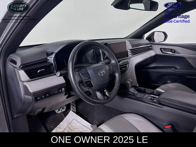 Used 2025 Toyota Camry LE image 9