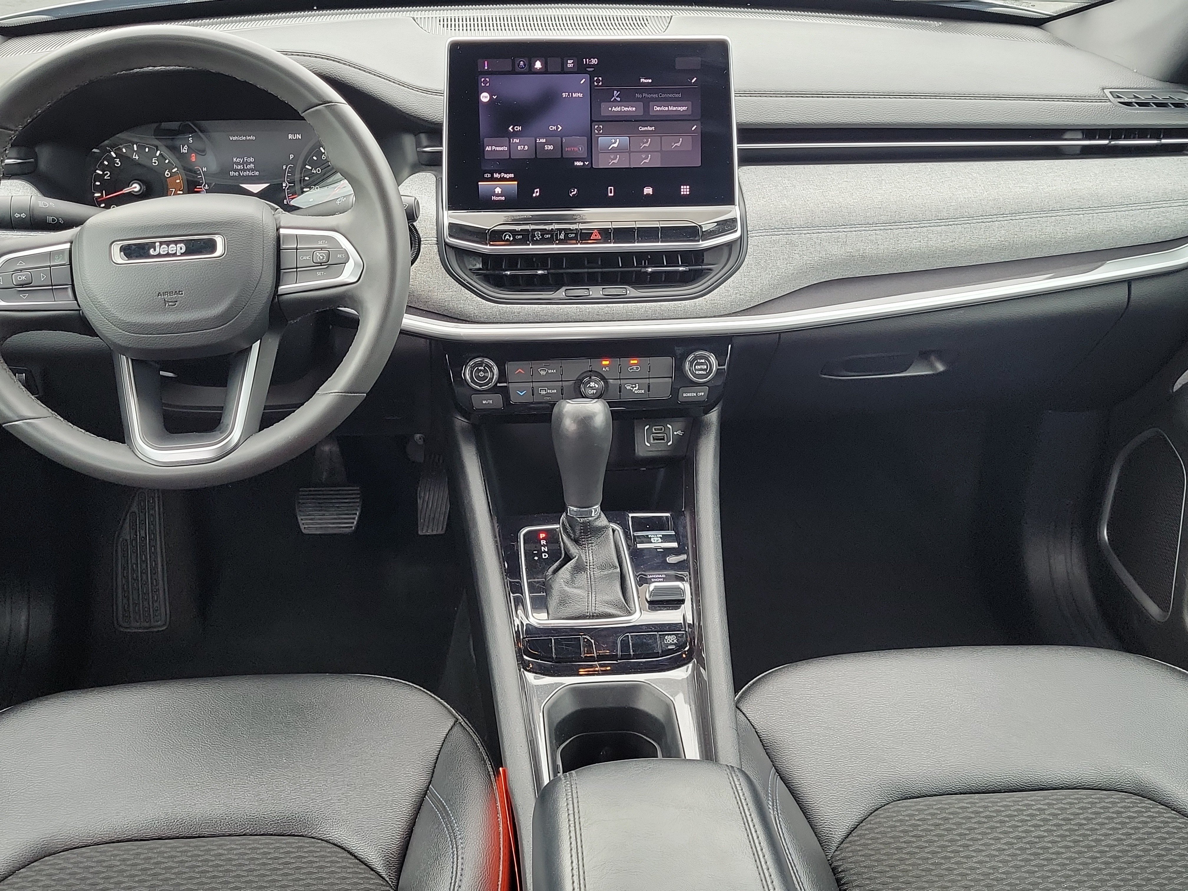 Used 2024 Jeep Compass Latitude AWD/4WD image 16