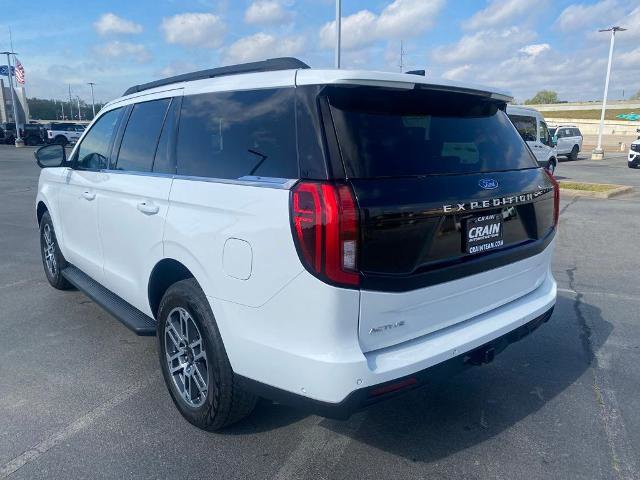 Certified 2025 Ford Expedition Active AWD/4WD image 3