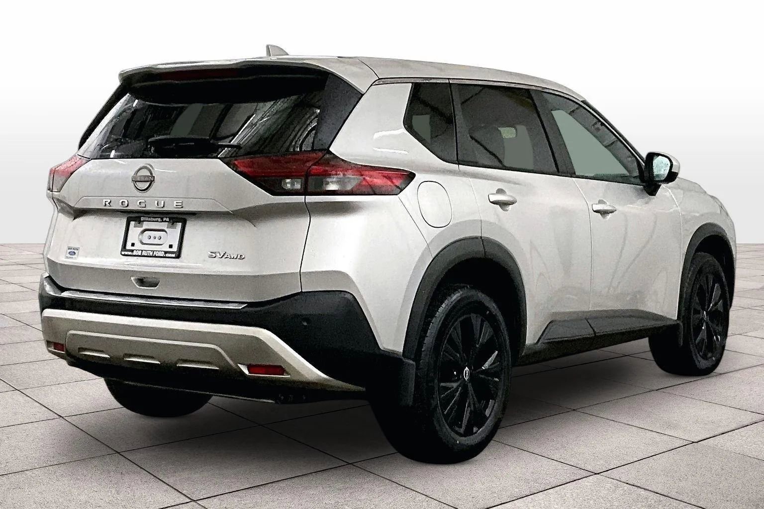 Used 2023 Nissan Rogue SV image 11