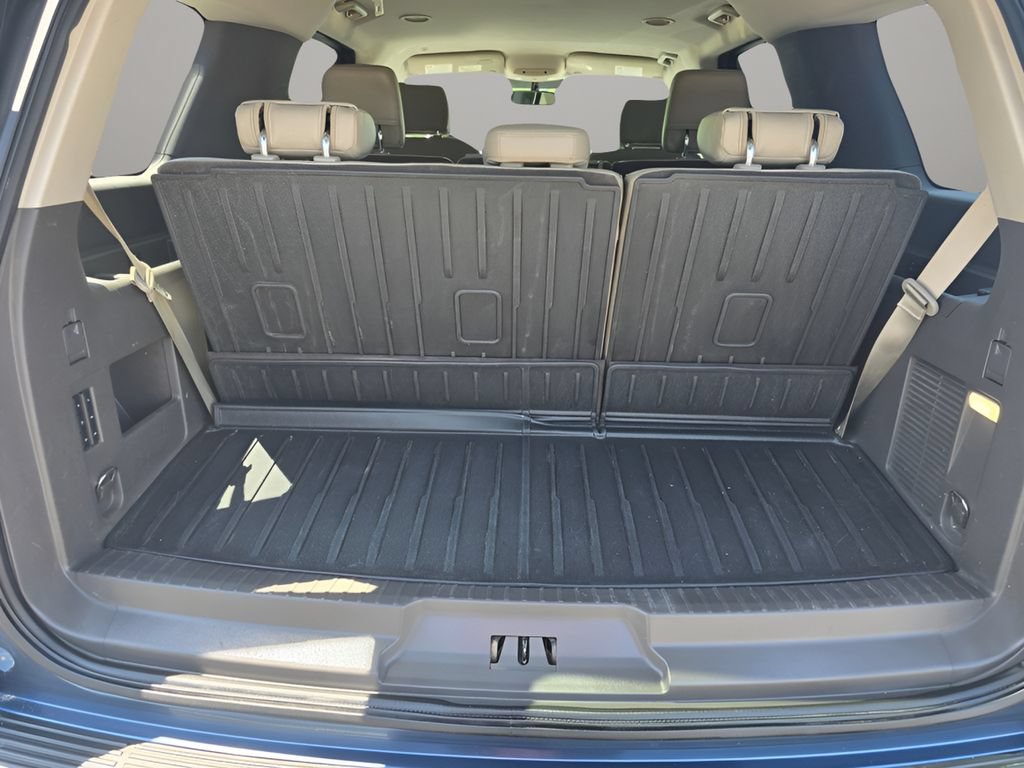 Certified 2018 Ford Expedition XLT w/ Equipment Group 202A RWD image 14