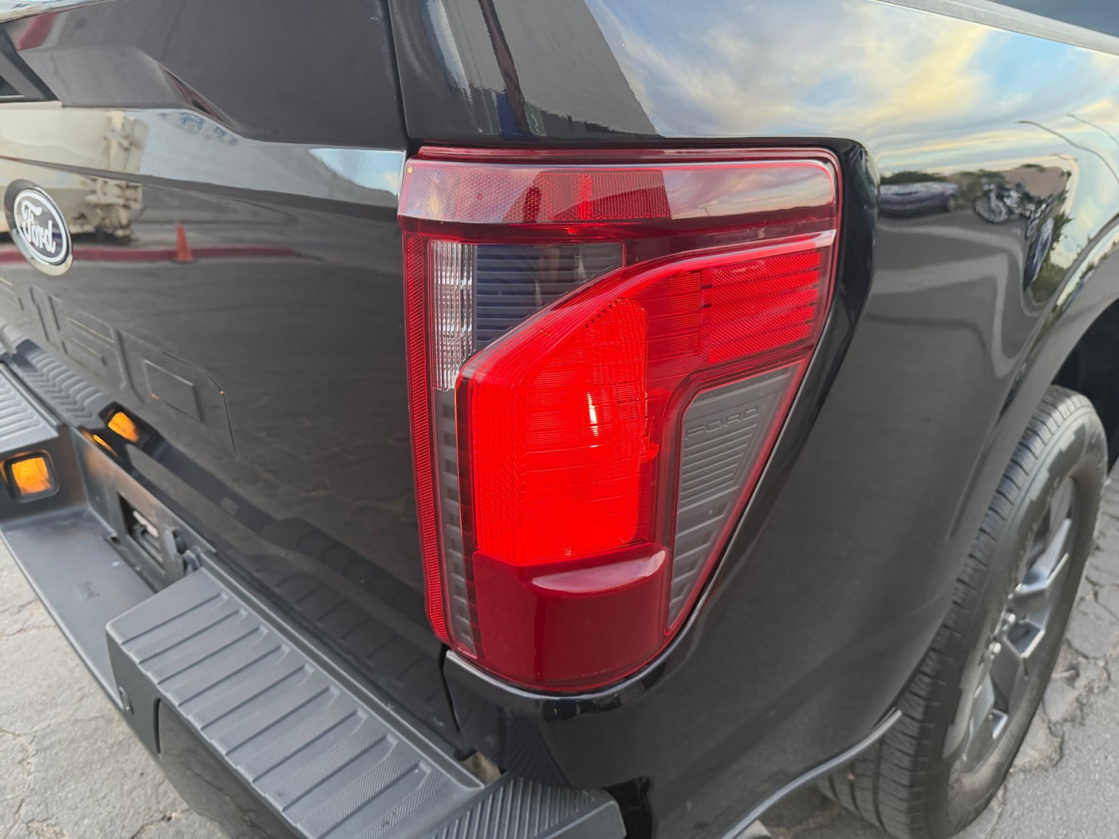 Certified 2025 Ford F150 STX w/ Equipment Group 200A RWD image 29