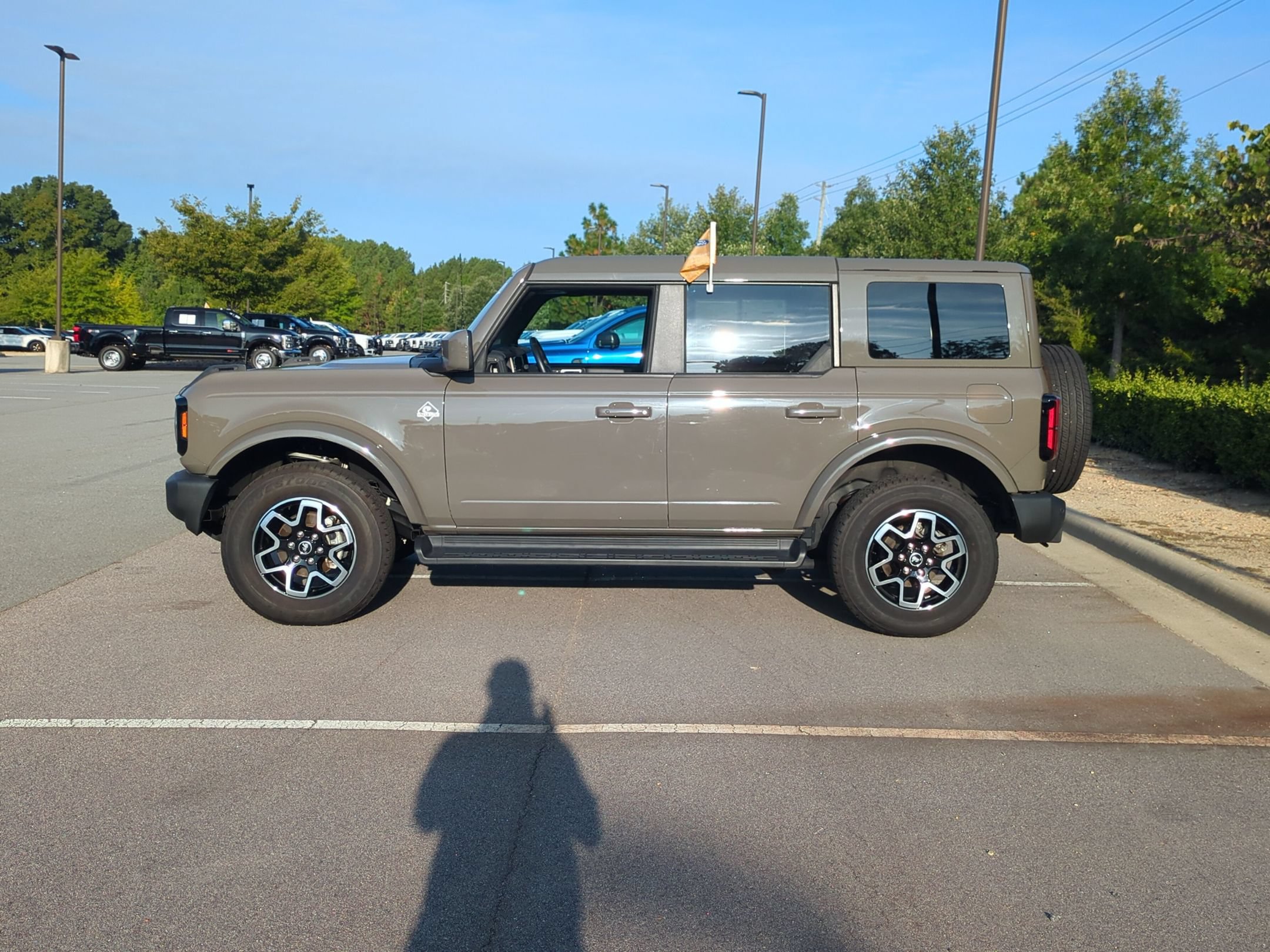 Certified 2025 Ford Bronco Outer Banks AWD/4WD image 7