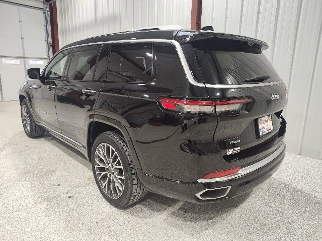 Used 2023 Jeep Grand Cherokee L Summit AWD/4WD image 6