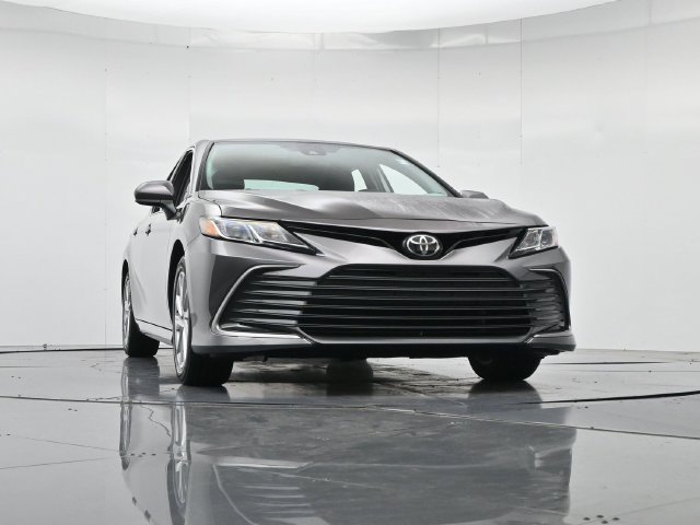 Used 2024 Toyota Camry LE FWD image 35