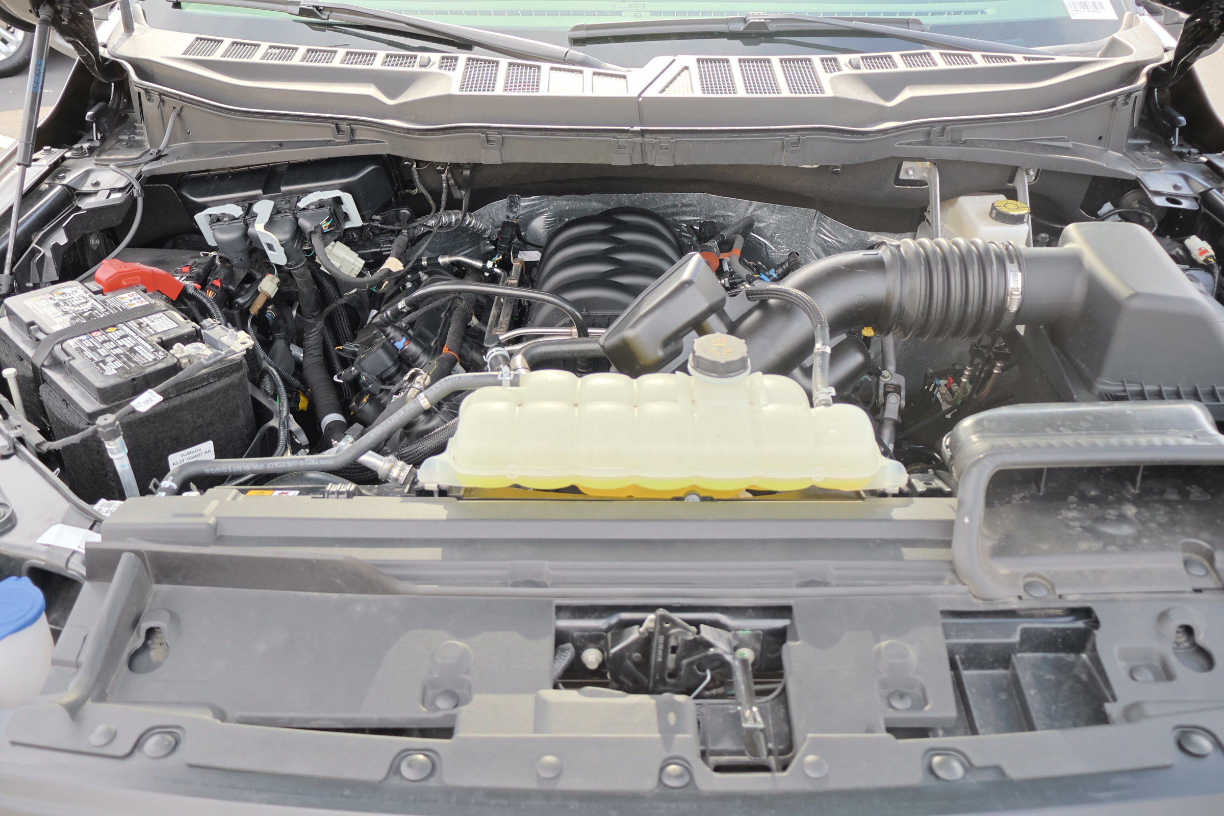 Certified 2025 Ford F150 XL image 28