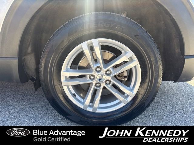 Certified 2022 Ford Explorer XLT w/ Equipment Group 202A AWD/4WD image 4