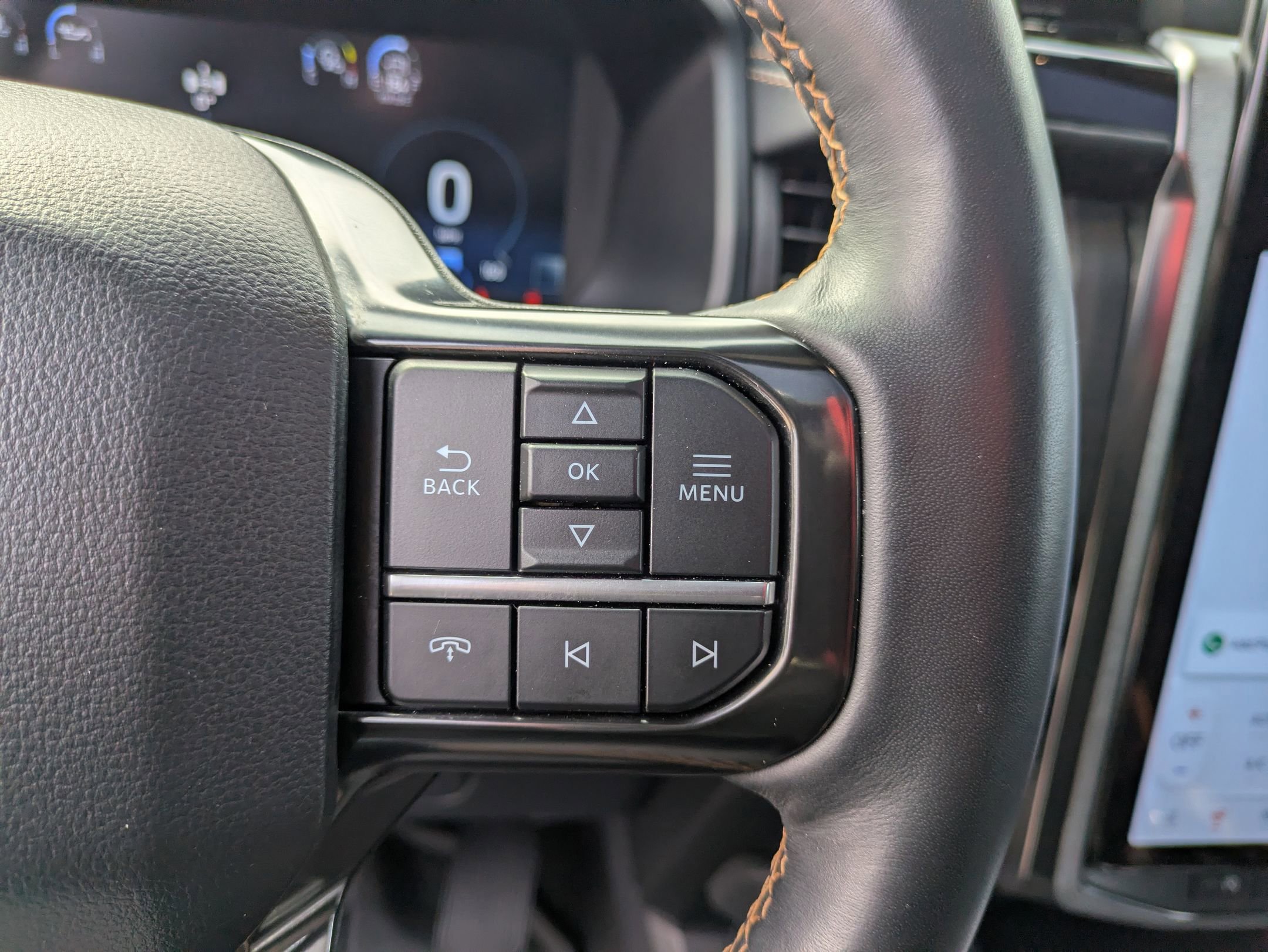 Certified 2024 Ford Expedition Platinum image 19