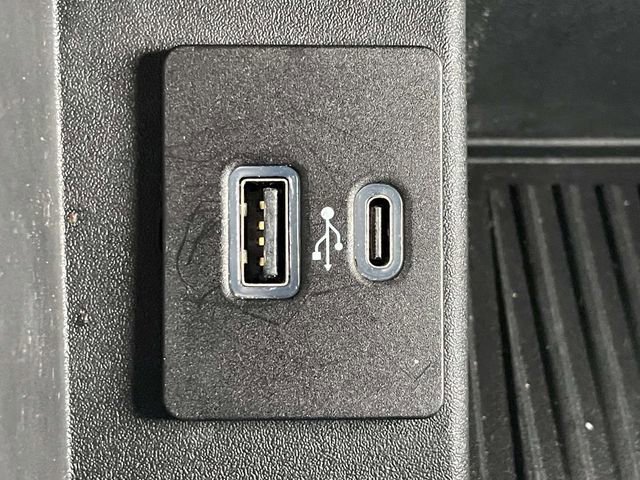 Certified 2022 Ford F250 Lariat w/ Tremor Off-Road Package image 29