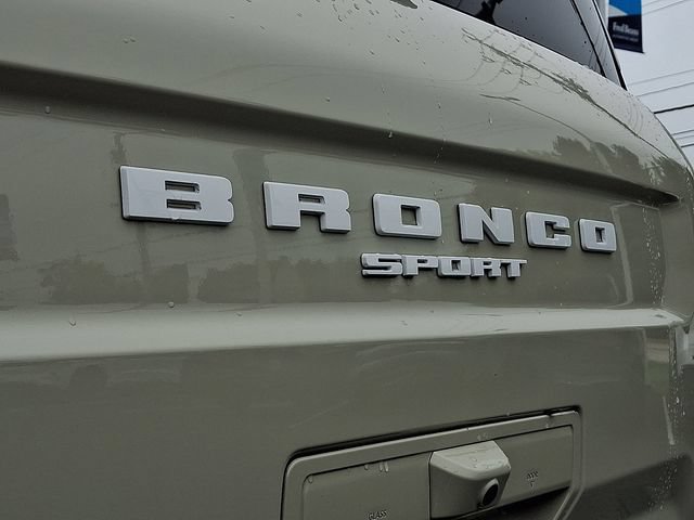 Certified 2025 Ford Bronco Sport Outer Banks w/ Outer Banks Tech Package+ AWD/4WD image 33