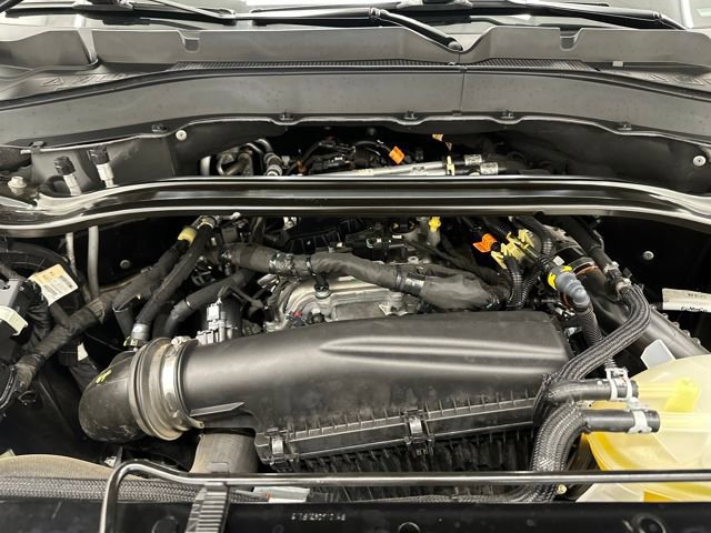 Certified 2025 Ford Explorer Platinum w/ LUX Leather Package image 40