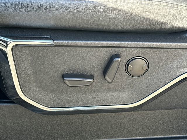 Certified 2024 Ford F350 Lariat w/ FX4 Off-Road Package image 37