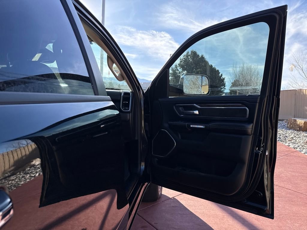 Used 2019 RAM 1500 Laramie image 26
