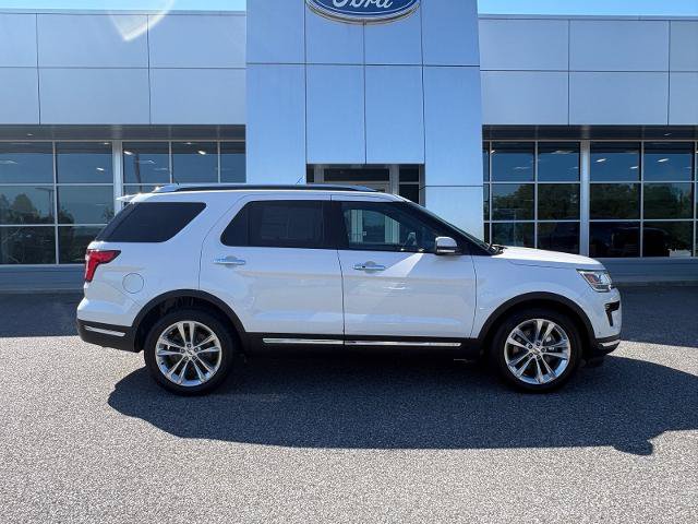 Certified 2018 Ford Explorer Limited w/ Equipment Group 301A FWD image 2
