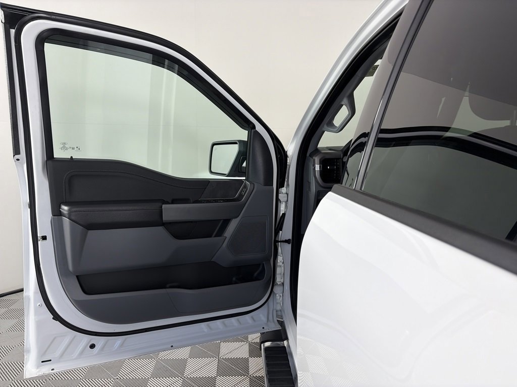 Certified 2025 Ford F150 XLT w/ Equipment Group 301A Standard image 10