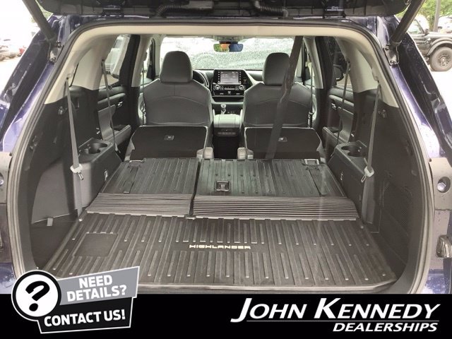 Used 2022 Toyota Highlander XLE AWD/4WD image 37