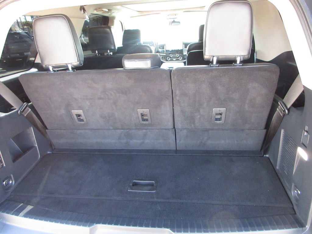 Certified 2024 Ford Expedition XLT RWD image 29