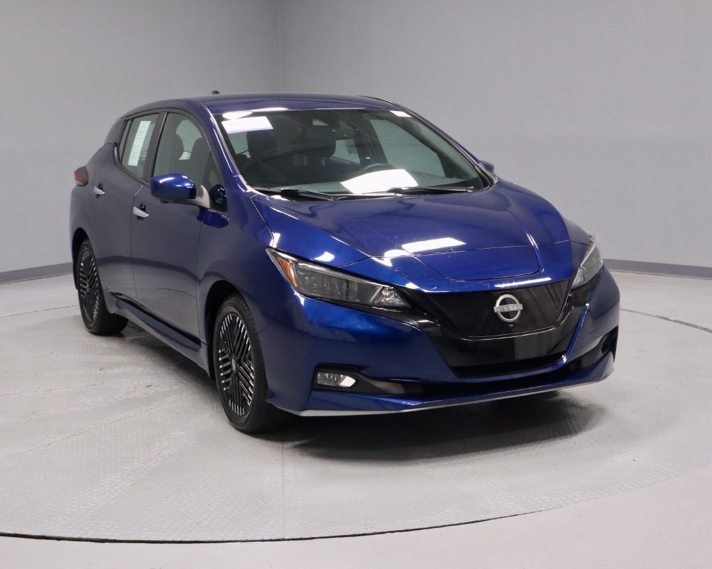 Used 2025 Nissan Leaf SV Plus FWD image 1