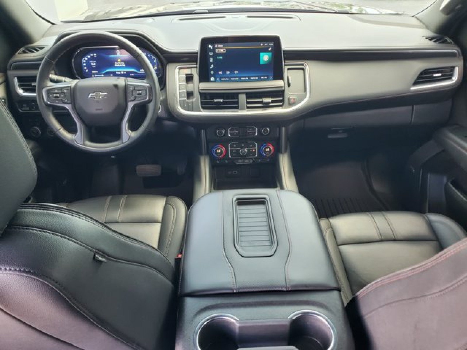 Used 2024 Chevrolet Suburban RST w/ Luxury Package AWD/4WD image 26