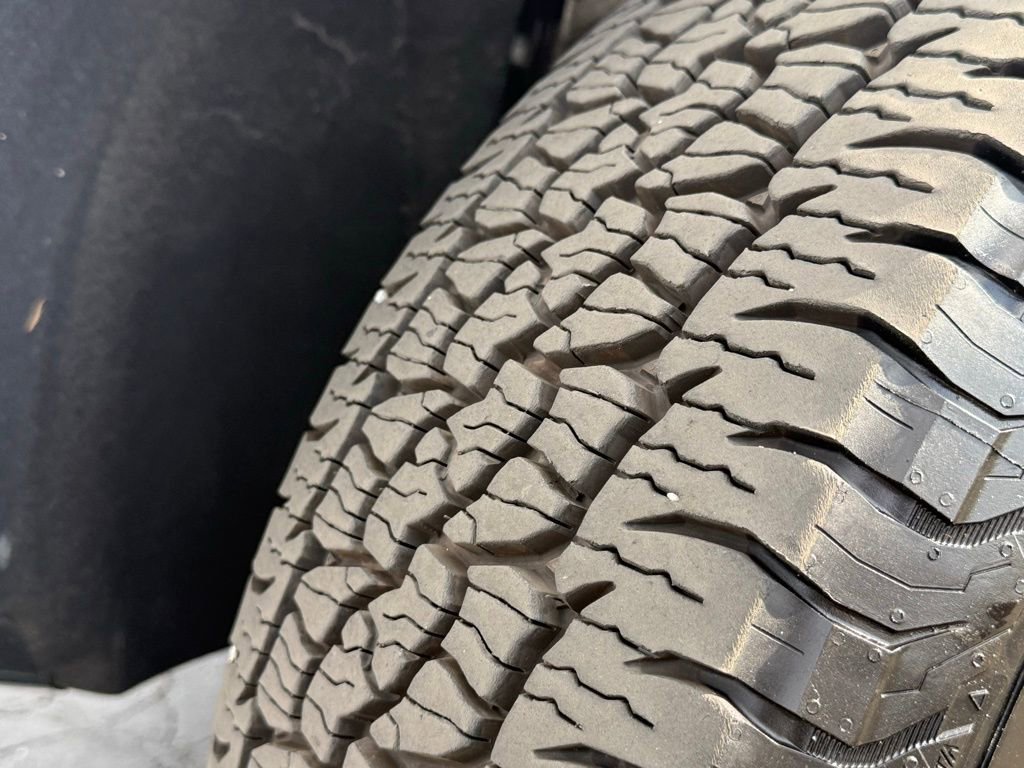 Used 2022 Chevrolet Tahoe Z71 w/ Luxury Package image 43