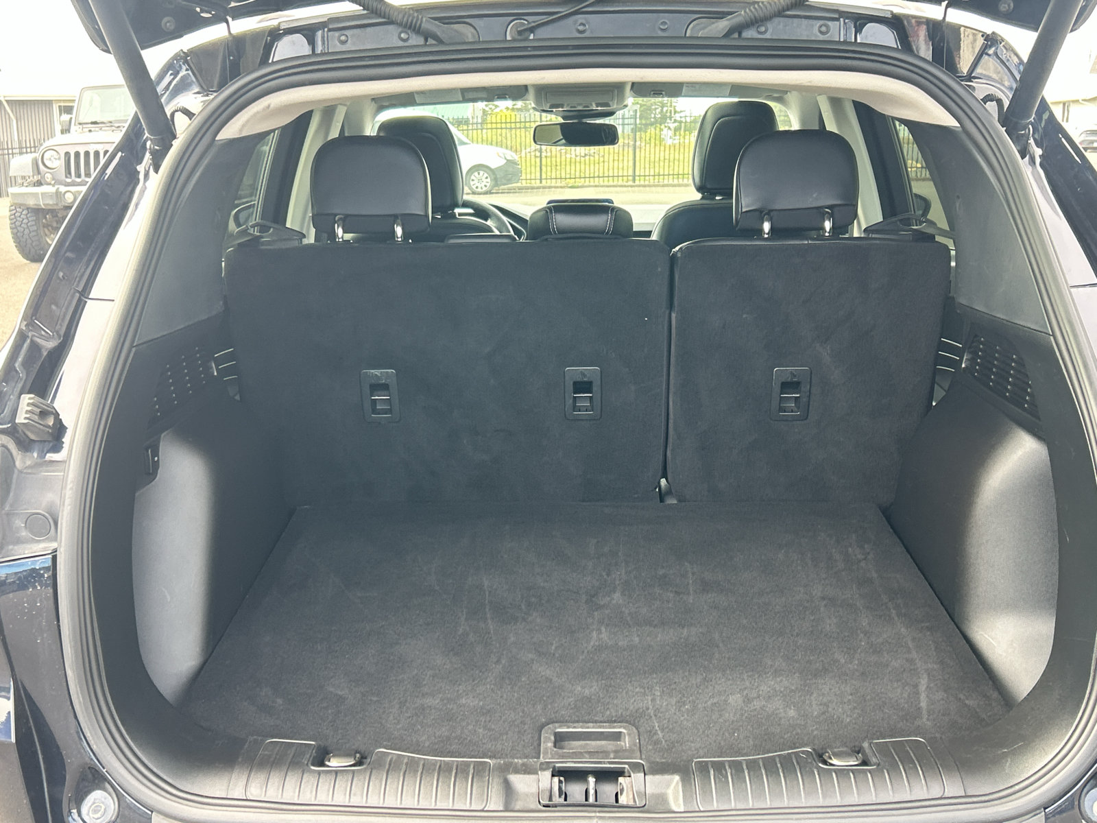 Certified 2021 Ford Escape Titanium AWD/4WD image 35