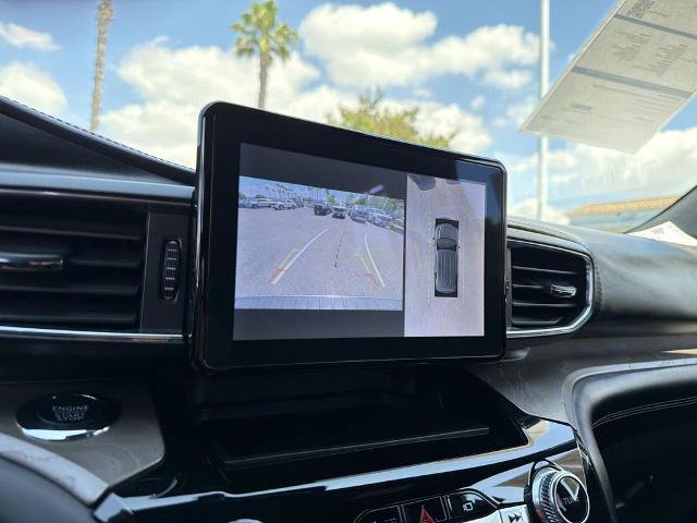 Certified 2023 Ford Explorer Platinum w/ Class IV Trailer Tow Package AWD/4WD image 27