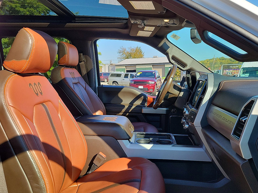 Certified 2022 Ford F450 King Ranch w/ King Ranch Ultimate Package AWD/4WD image 25