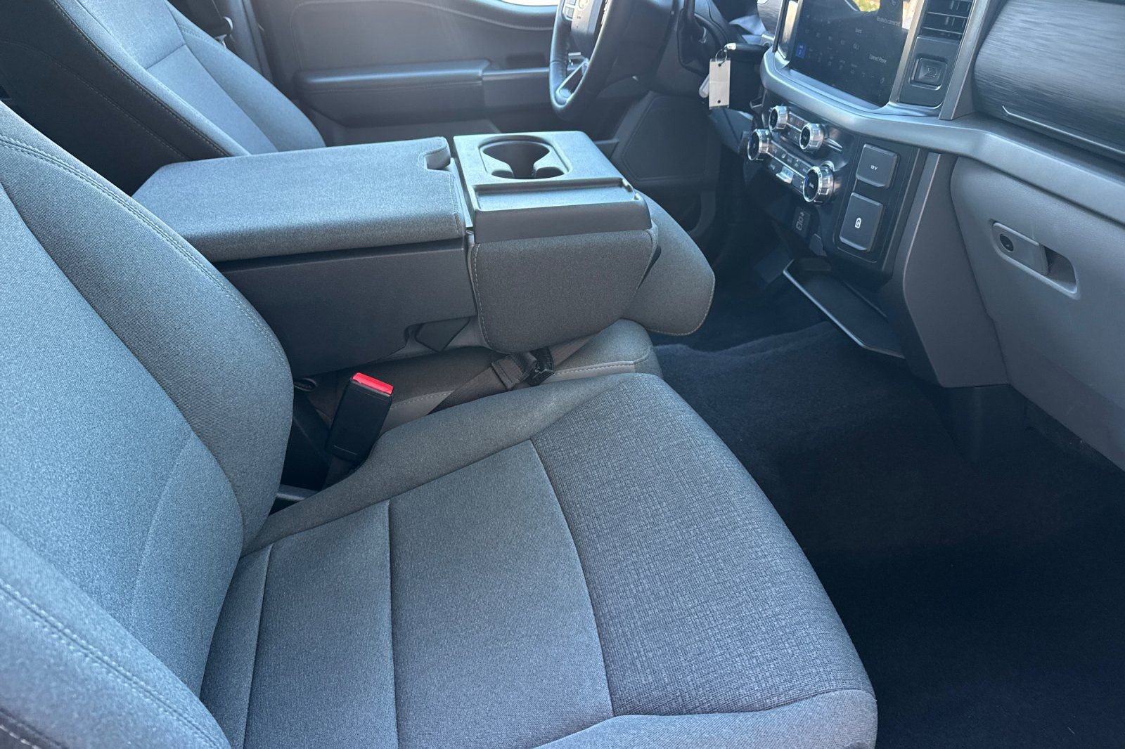 Certified 2025 Ford F150 XLT w/ Equipment Group 301A Standard image 16