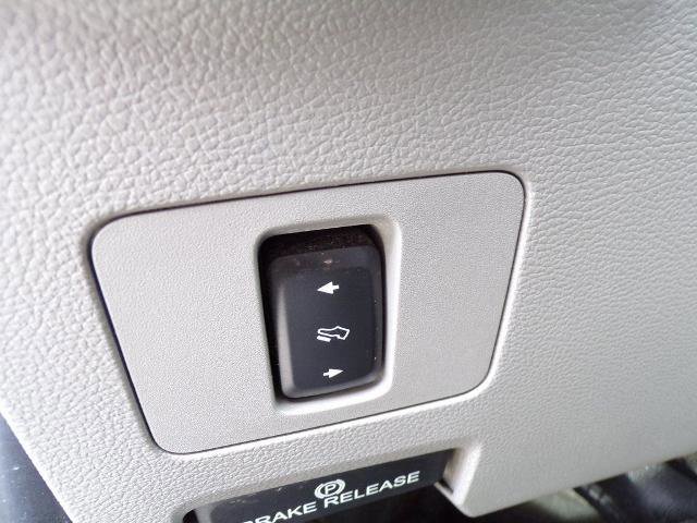 Certified 2020 Ford F350 XLT w/ XLT Value Package AWD/4WD image 19