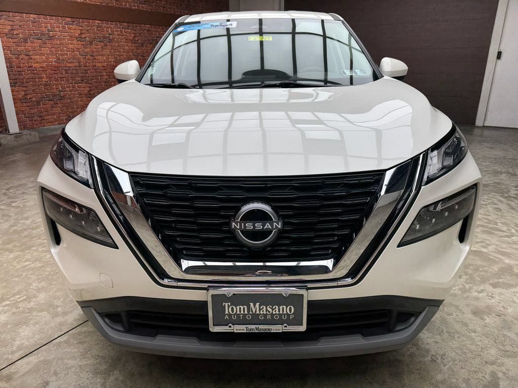 Used 2023 Nissan Rogue SV AWD/4WD image 8