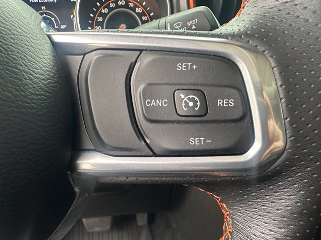 Used 2023 Jeep Gladiator Mojave AWD/4WD image 24