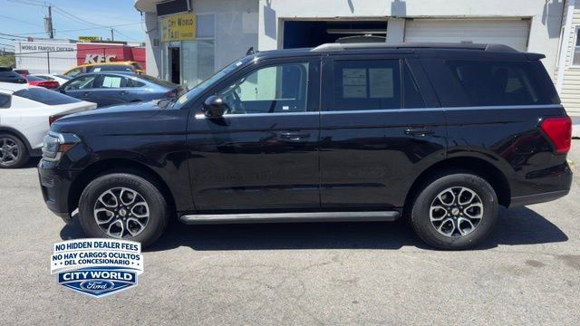Certified 2024 Ford Expedition XLT AWD/4WD image 2