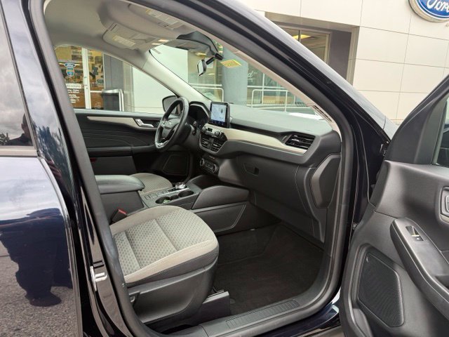Certified 2021 Ford Escape SE w/ Convenience Package FWD image 36