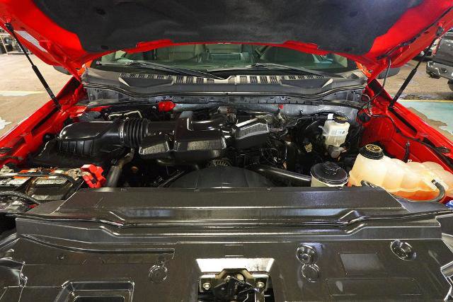 Certified 2017 Ford F250 XL w/ Snow Plow Prep Package image 23