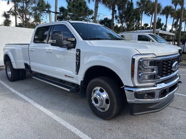 Certified 2024 Ford F350 Lariat image 3