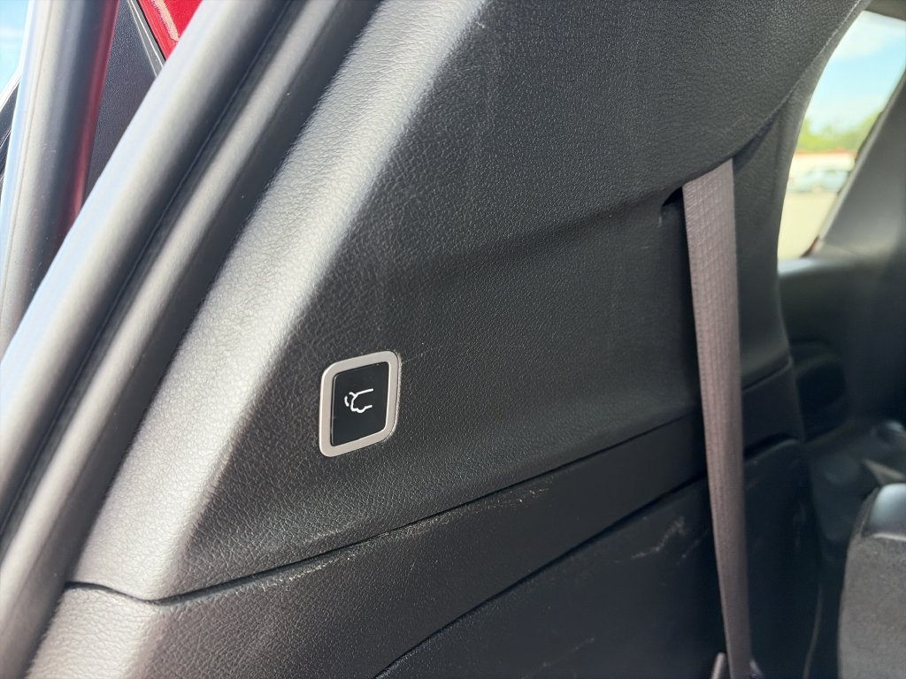 Used 2025 Chrysler Pacifica Select FWD image 31