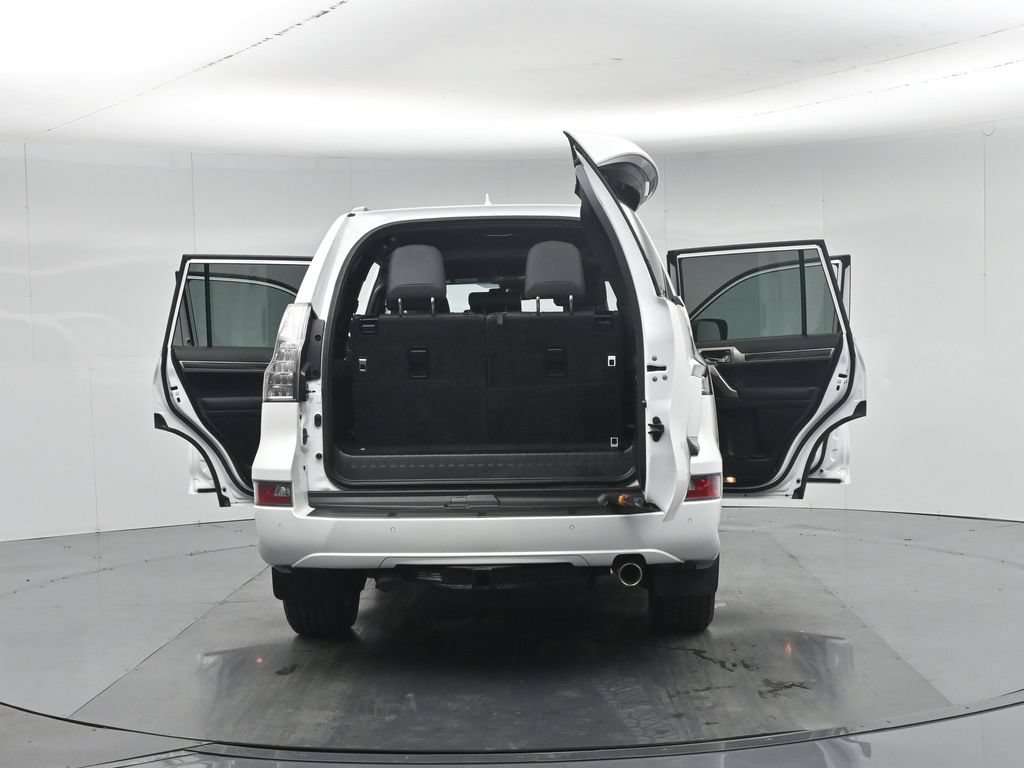 Used 2021 Lexus GX 460 Premium w/ Premium Package AWD/4WD image 39