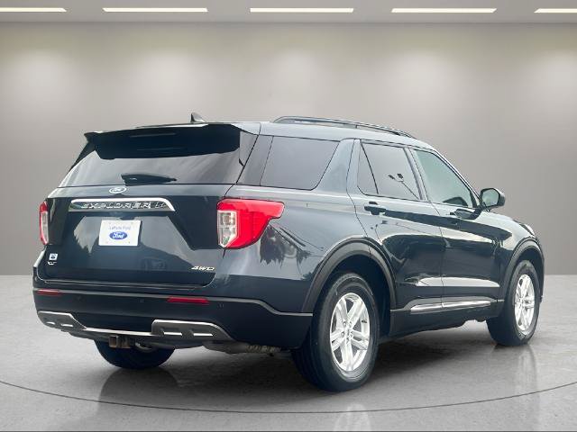Certified 2023 Ford Explorer XLT w/ Equipment Group 202A AWD/4WD image 7