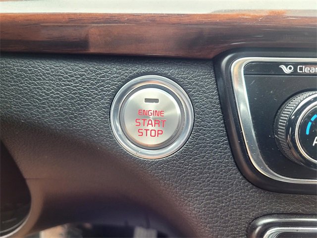 Used 2019 Kia Cadenza Premium image 18