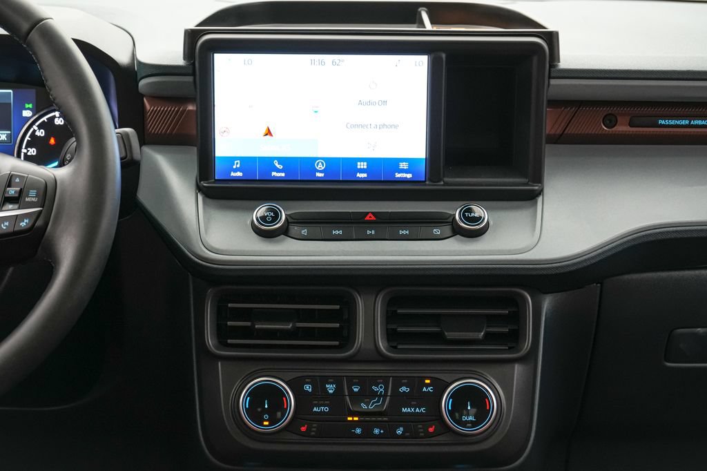 Certified 2024 Ford Maverick Lariat FWD image 19