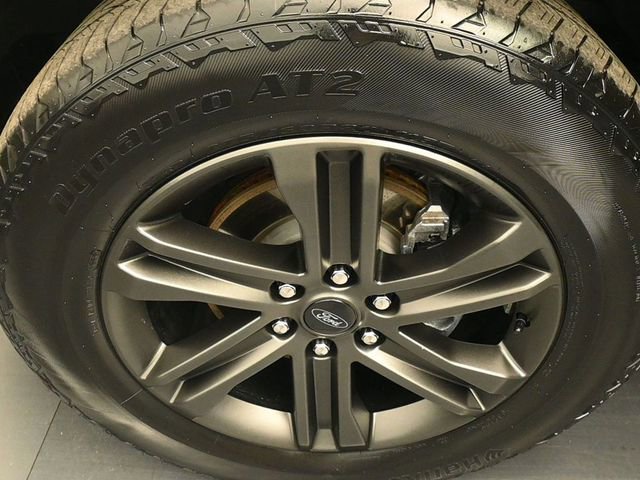 Certified 2022 Ford F150 Lariat w/ Equipment Group 502A High image 16