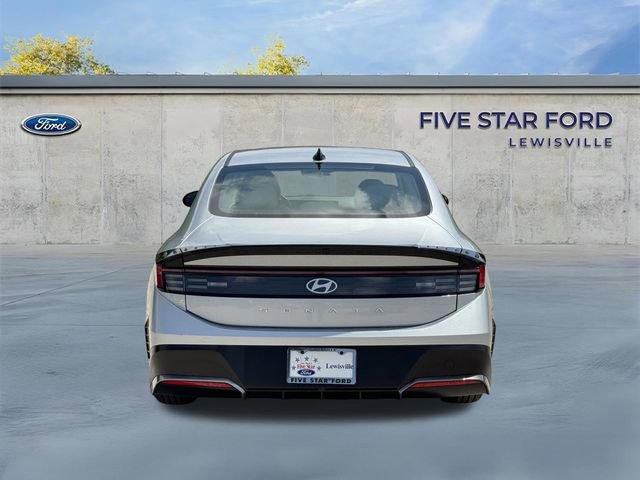 Used 2025 Hyundai Sonata SEL FWD image 5