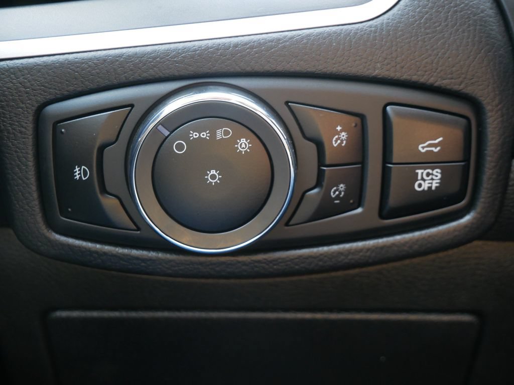 Certified 2024 Ford Edge SEL w/ Convenience Package AWD/4WD image 16